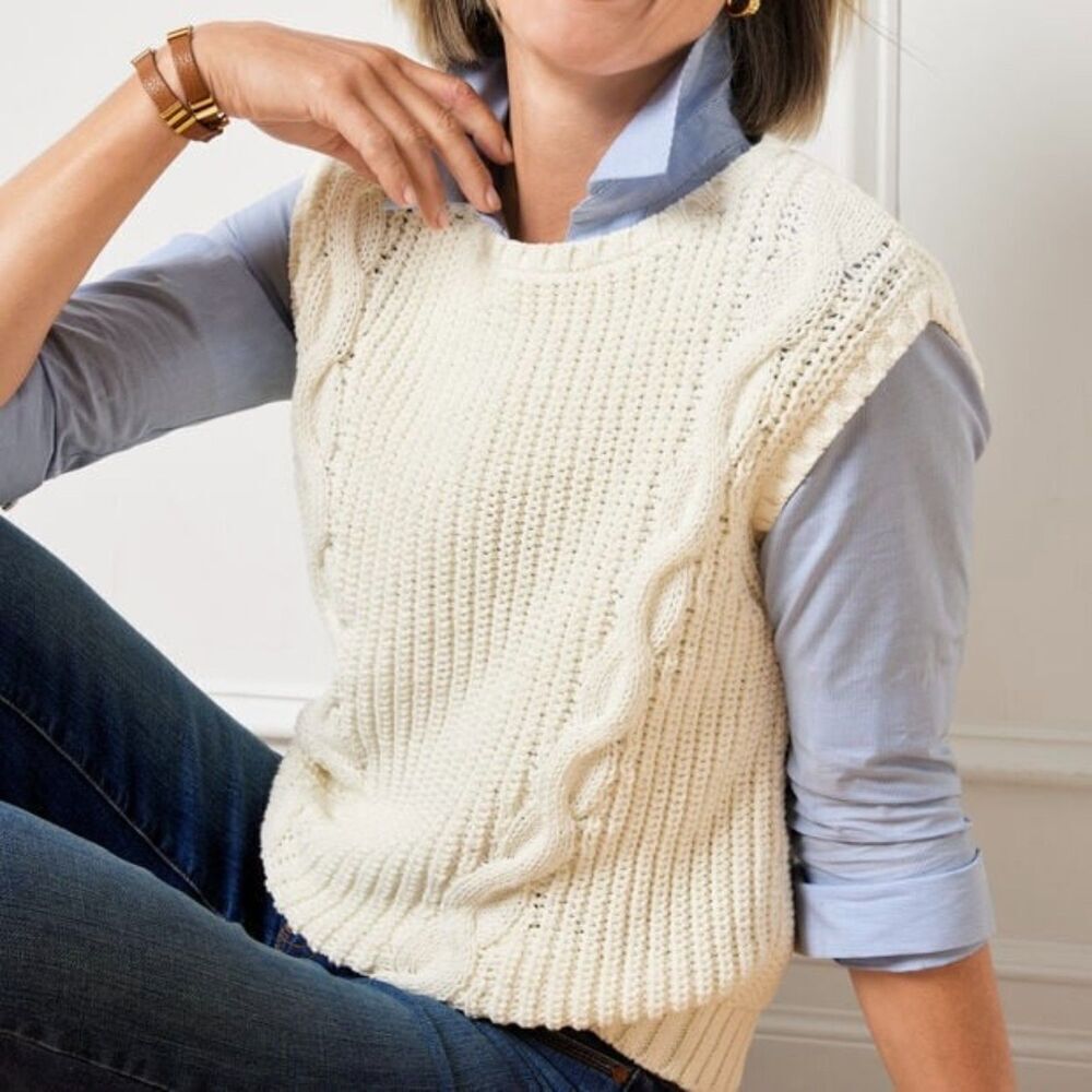 Talbots Cable Knit Sweater Vest Size Medium Preppy Classic Timeless